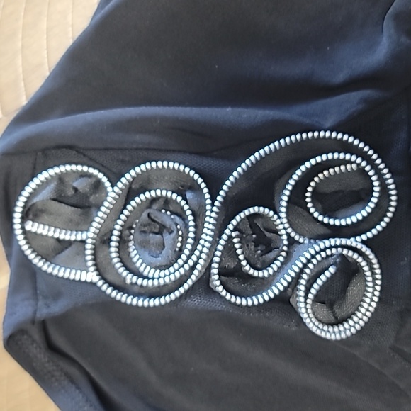 New Directions stretch top - Picture 4 of 12